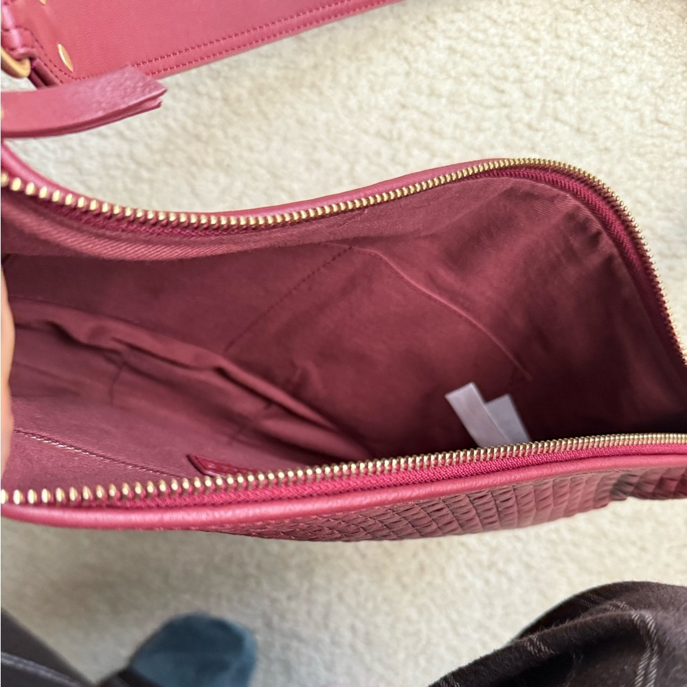 Quince Italian Leather Crescent Handwoven Shoulder Bag in Merlot, size Large - Picture 2 of 5